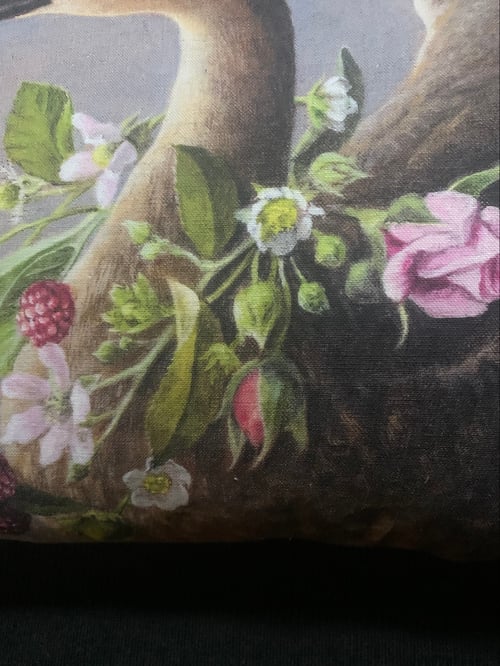 Image of Linen Garland Duck Cushion