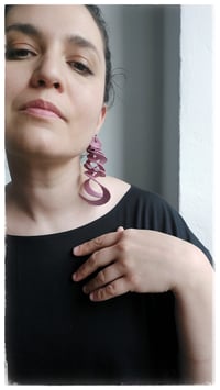 Image 5 of CURLS earrings - Rosa cipria 