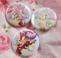 Sakura Hedgehogs 1.5'' Holographic Buttons