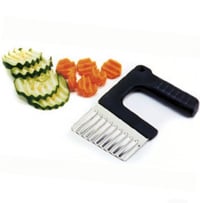 Image 4 of Appetito Crinkle Vegetable Cutter