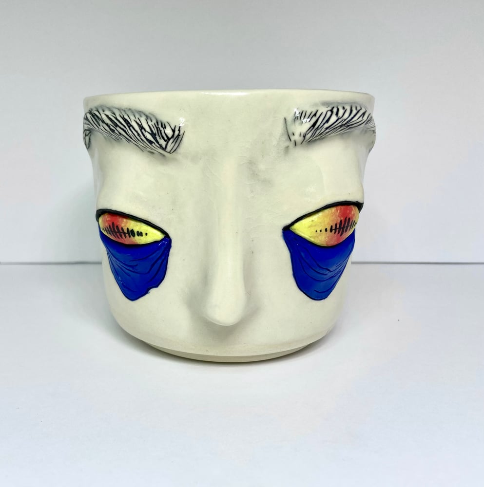 Image of Vibrant Eyes Face Planter