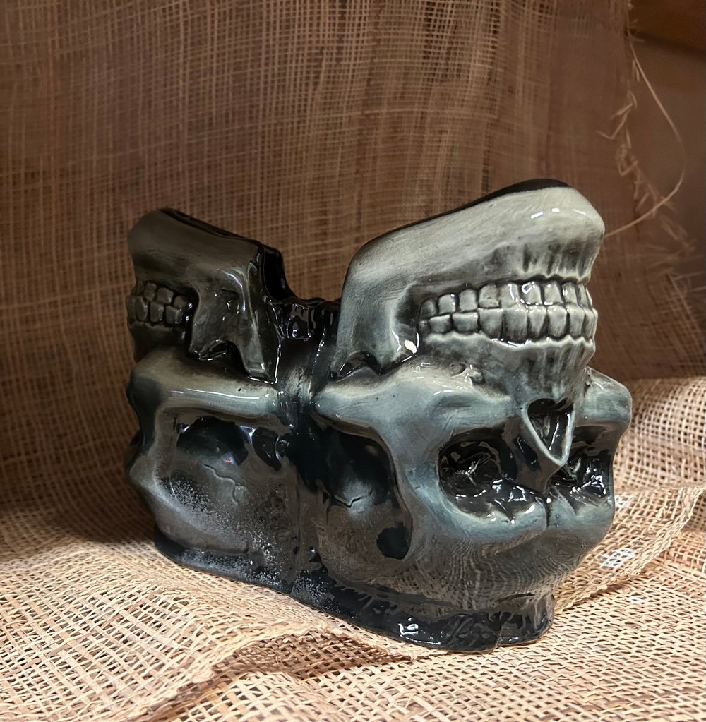 Image of Onyx Skull bowl