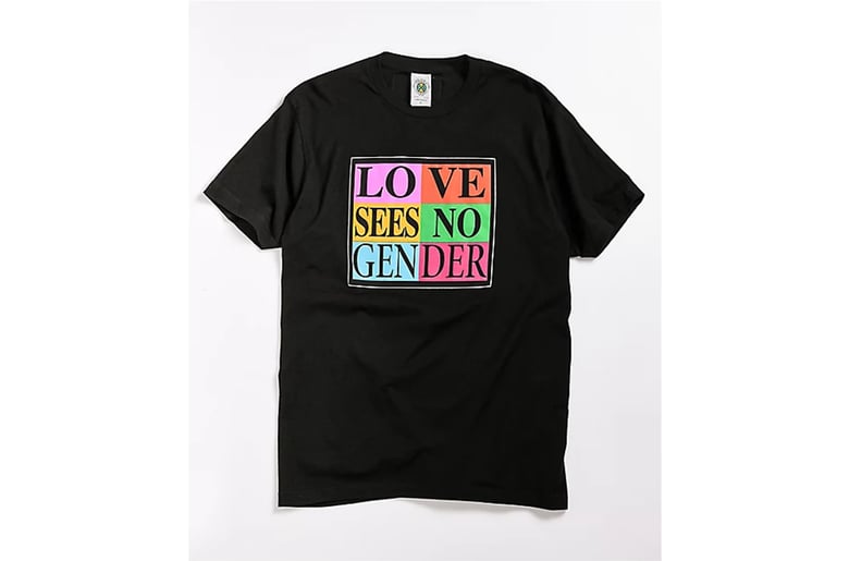 Image of Cross Colours - LOVE SEES NO GENDER T-SHIRT - Black