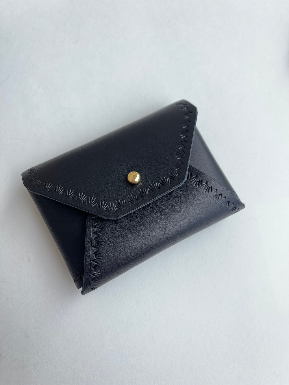 Image of Black Vachetta “No Stitch” Card Wallet