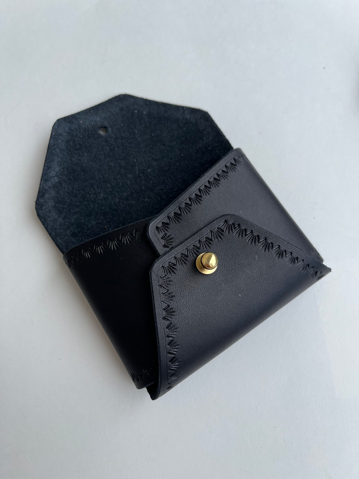 Image of Black Vachetta “No Stitch” Card Wallet 