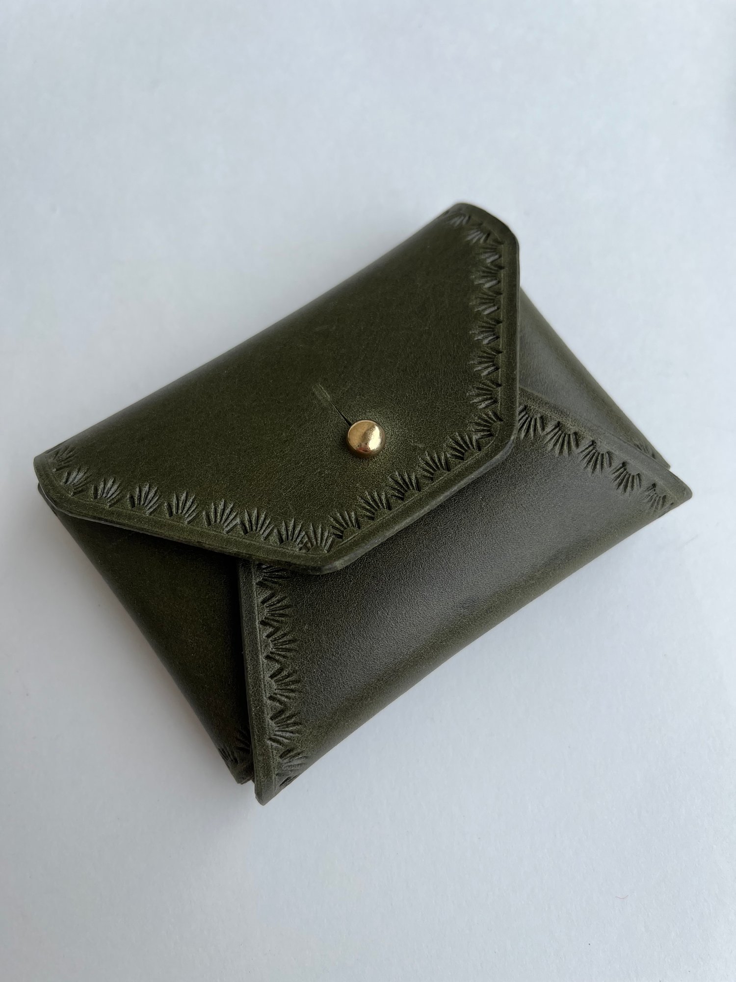 Image of Olive Vachetta “No Stitch” Card Wallet 