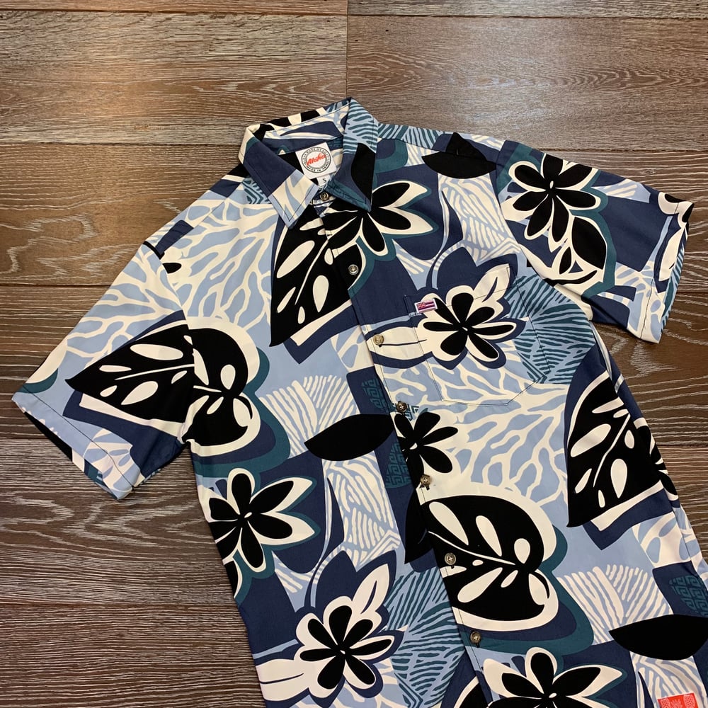 Image of Hoonanea Navy Men's Aloha Shirt