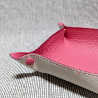 Image 1 of TRAVEL VALET TRAY - BIANCO & ORCHIDEA