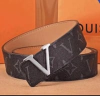 Louis Vuitton Mens Belt