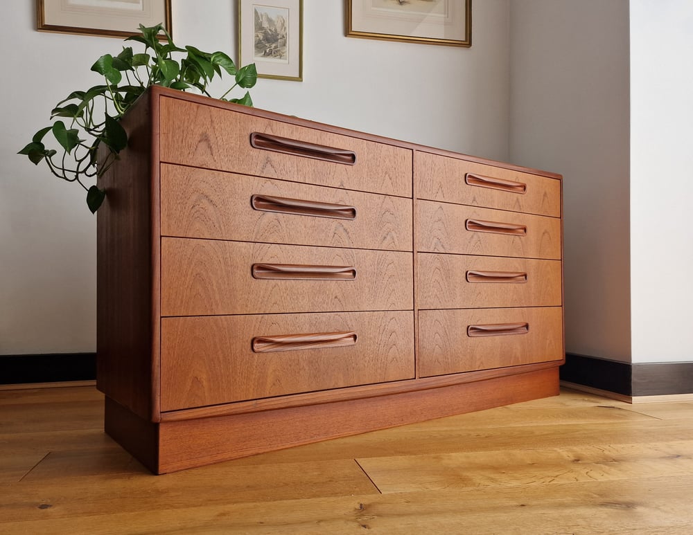 Image of VICTOR WILKINS FOR G PLAN FRESCO 'WIDEBOY' CHEST OF EIGHT DRAWERS