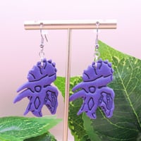 Image 3 of Triceratop Skull Wisteria