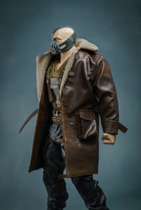 Image 5 of [Available] Mcfarlane/mafex toys Bane 1/10 Fur collar coat