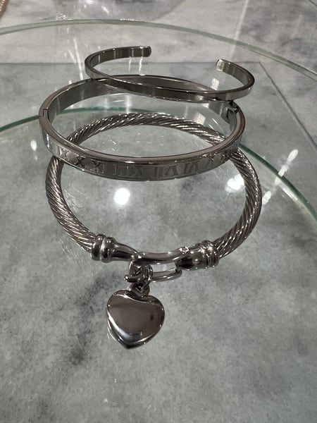 Image of Tiffany set