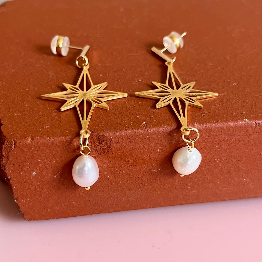 Image of Big Star and Pearl - Fine Thanks Earrings