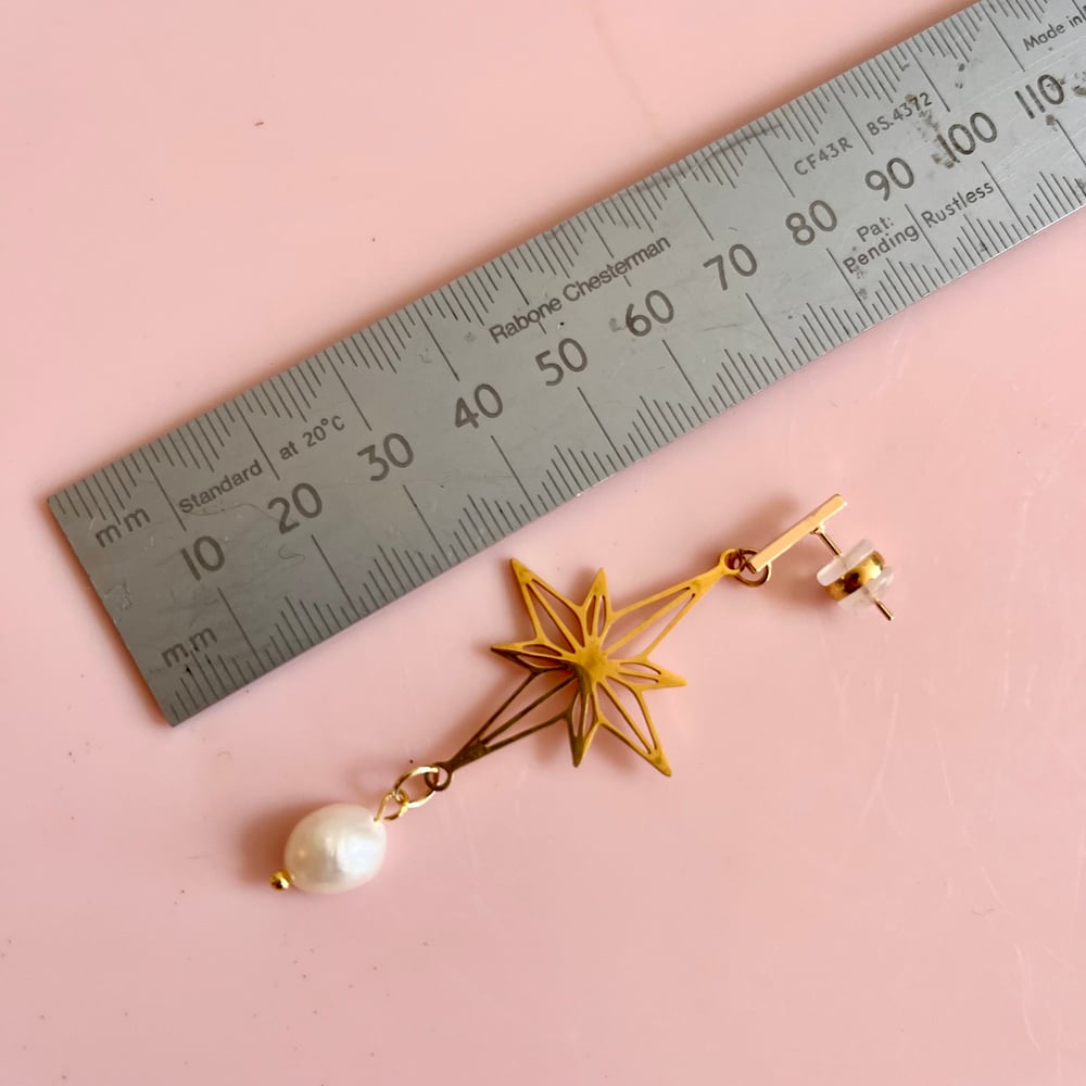 Image of Big Star and Pearl - Fine Thanks Earrings