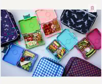 Image 4 of Yumbox Snack 3 Compartments True Blue Rocket