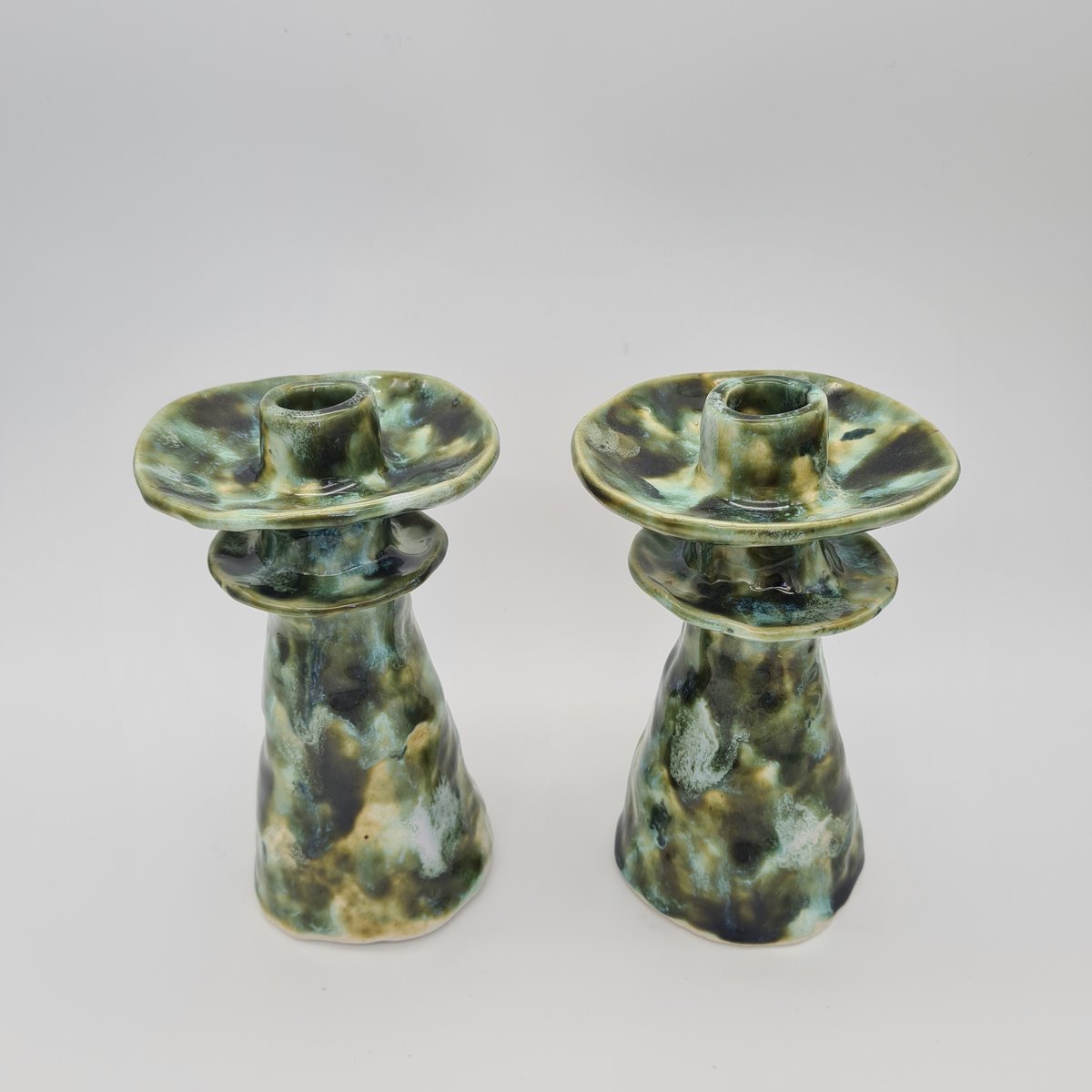 Image of DINNERPARTY CANDLESTICK PAIR