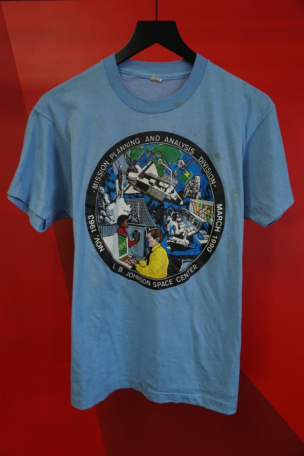 Image of (M/L) Vtg L.B. Johnson Space Center Single Stitch T-Shirt