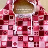 Image 2 of kitty patchwork reusable bag