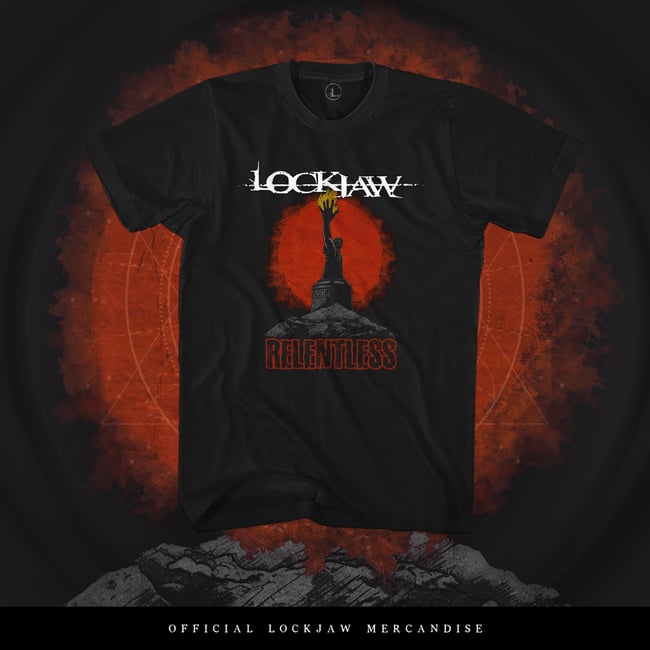 Relentless-Statue-Blk-Shirt