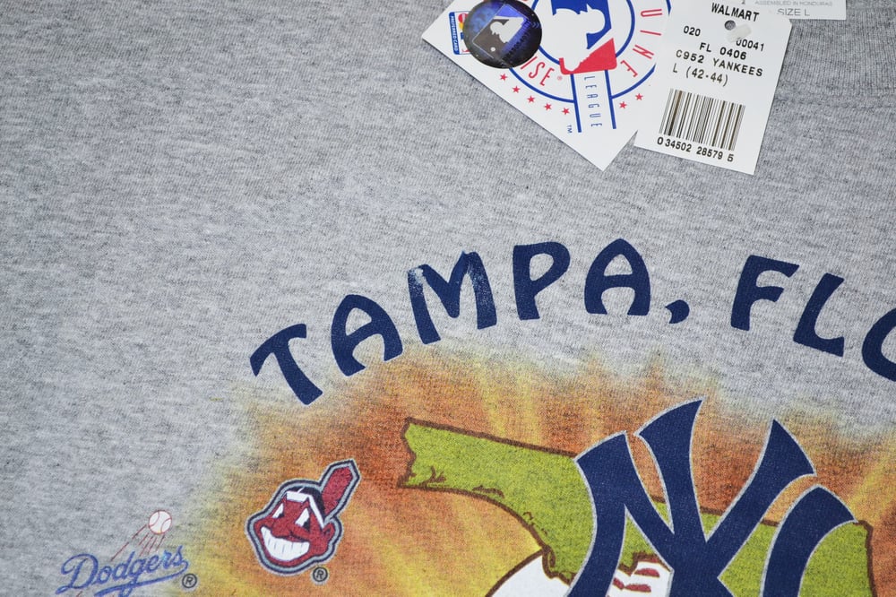 Image of Vintage 2006 New York Yankees Spring Training Tampa Florida T-Shirt Sz.L