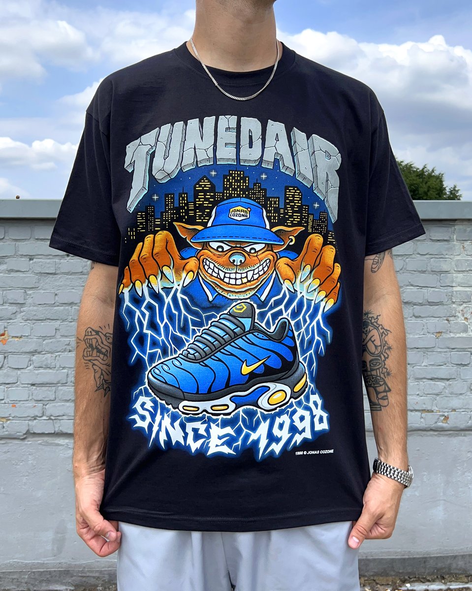 Air max plus top hyper blue shirt