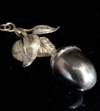 EDWARDIAN 9CT YELLOW GOLD LARGE ACORN DROP PENDANT