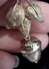 EDWARDIAN 9CT YELLOW GOLD LARGE ACORN DROP PENDANT