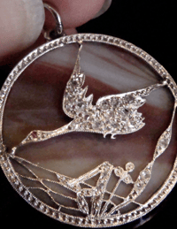 Image 2 of EDWARDIAN FRENCH 18CT WHITE GOLD DIAMOND BIRD STORK PENDANT ON AGATE PLAQUE