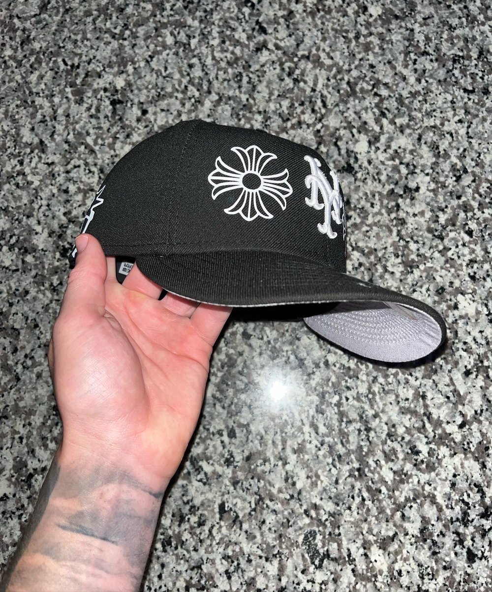 Image of BLACK/WHITE NY METS CUSTOM FITTED CAP