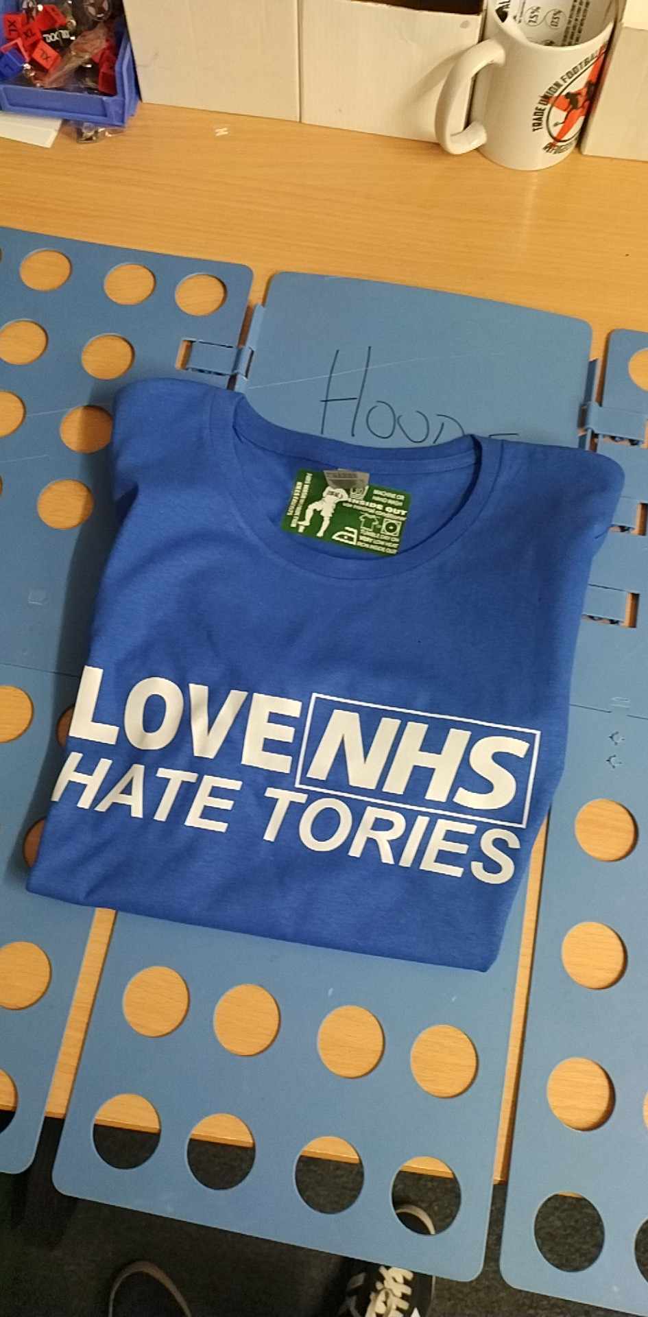 Love NHS Hate Tories T-shirt