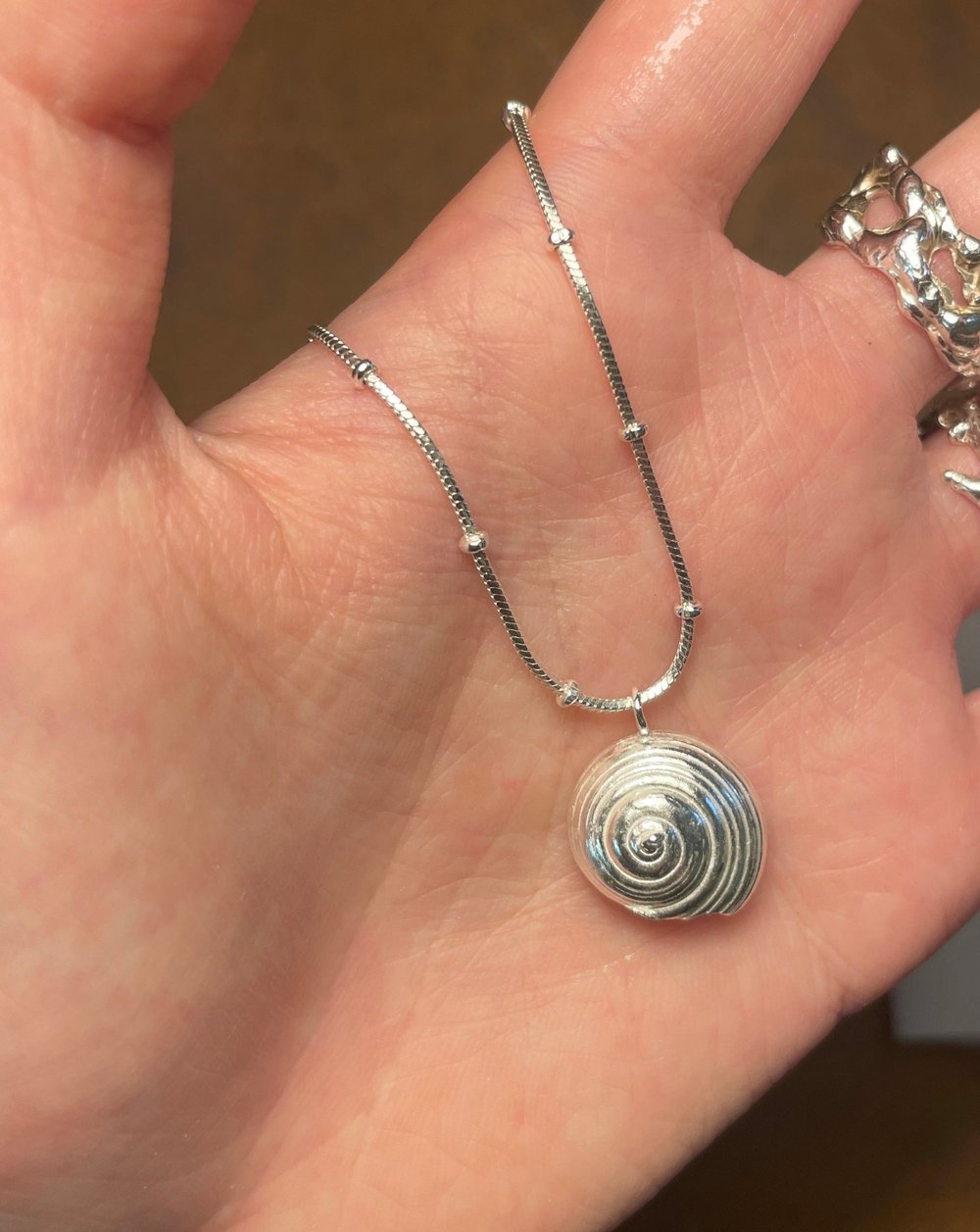 shell necklace