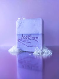 Image 2 of French Lavender - For Normal Skin
