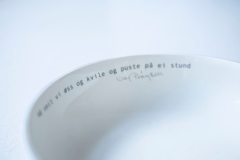 Image of Prøysen fat grått