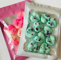 Image 2 of 10 small Geo Heart pack laundry Scents