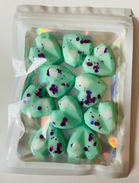 Image 3 of 10 small Geo Heart pack laundry Scents