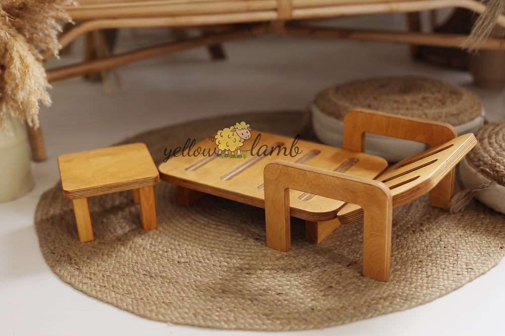 Image of « wooden sunbed with table in american oak - pre order »