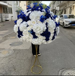 Image of Royal blue  and white flowers  centerpieces 