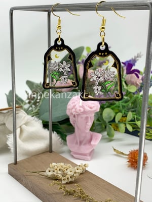 Image of The Window Earrings