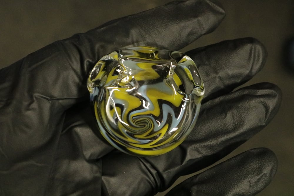 Wigwag/spiral pendant 