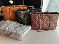 CC 19 Tote