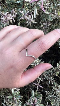 Image 4 of Silver Wishbone ring 