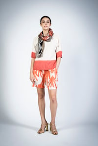 Image 3 of FOULARD HANDS 