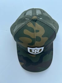 Image 1 of CAMO EMBLEM SUMMER SNAPBACK 
