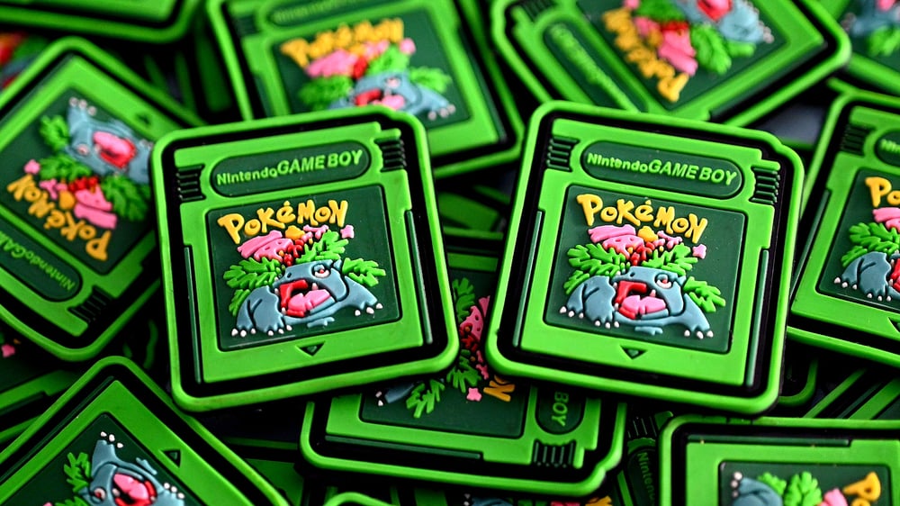 Image of POKEMON GB VENOSAUR GREEN PATCH SET