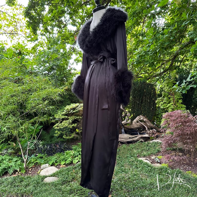 Black "Cleo" Dressing Gown Image 2