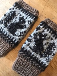 Image 4 of Handspun & Handknit Squirrel Mitts - Oak