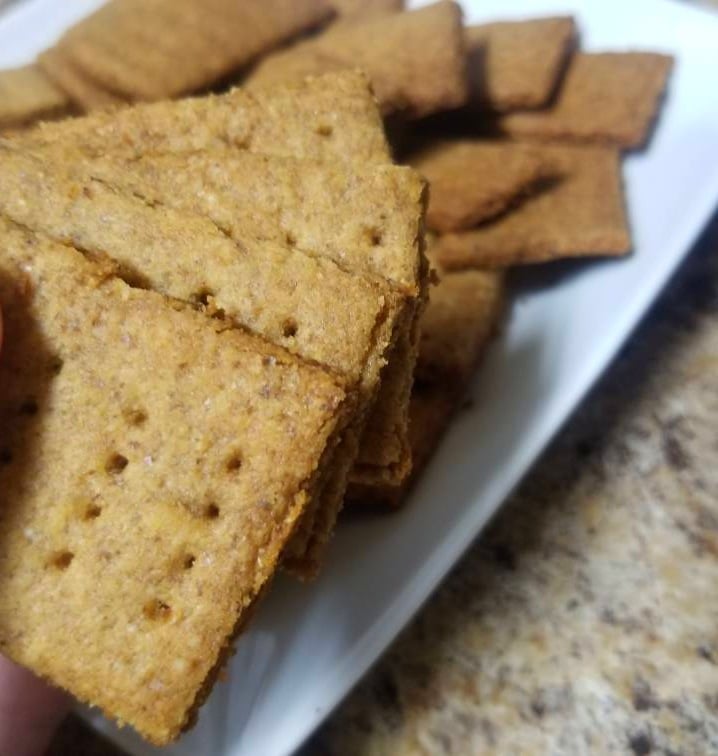 Keto Graham Crackers | Keto Me Pink