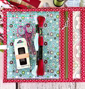 Image of The Compadre Case/Lori Holt Yellow Front