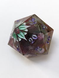 Image 1 of Rainbow Hydrangea 40mm Druid Assassin D20 Single